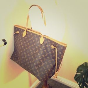 Louis Vuitton Neverfull GM. Amazing condition.